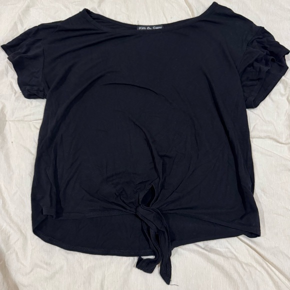 Kim and Cami Tie-Front Short Sleeve Blouse • Black • Size S • EUC - Picture 1 of 2